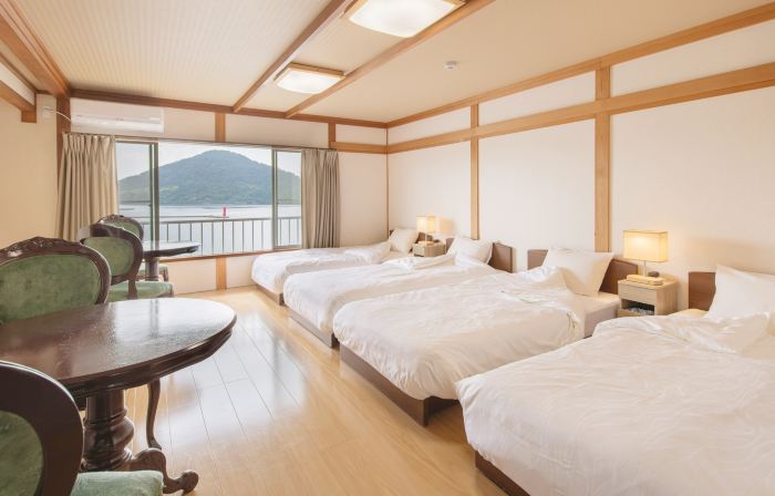 OKI SEASIDE MISAKI