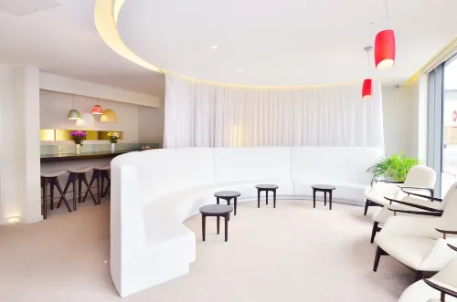Axiom Park Hotel -  Apartamentos vacacionales