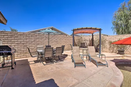 Coachella Retreat: Pool, Near Music Festivals