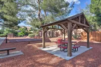 Pool Access & Private Deck: Condo in Sedona - Holiday Apartments