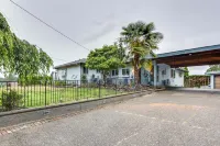 Tacoma Home on Steilacoom Lake w/ Dock!