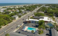 Royal Palms Motel Hotels in Tybee Island