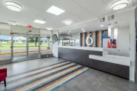 모텔 6 그로브스, TX 그로브 호텔