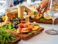 Coral Sea Resort Hotels in Airlie Beach