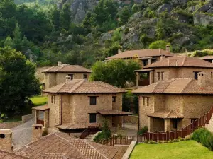 Pliadon Gi Mountain Resort & Spa