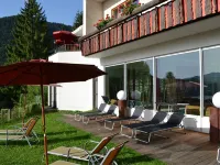Hotel Bergruh Hotels near Weißensee