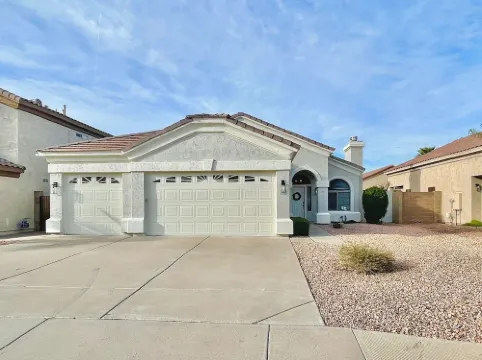 Private and Charming Vacation Home near Downton Gilbert - Pool/hot tub/fireplace