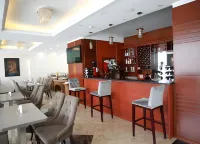 Marcen Addis Hotel
