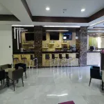 Real Inn Celaya - ที่มีบาร์
