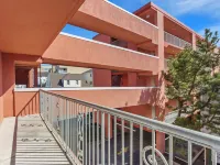 Americana Motor Inn on Boardwalk Hotels near Boardwalk