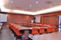 Papyrus Tropical Hotel Hotels in Tanah Sereal