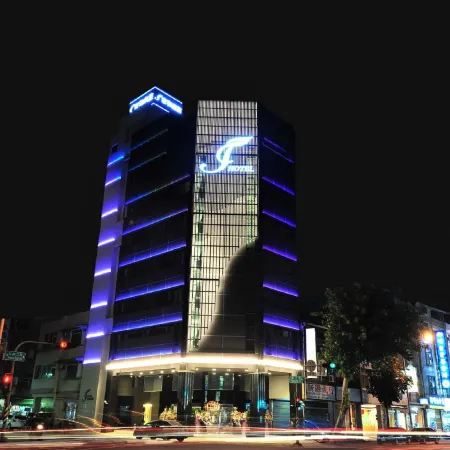 J-Hotel Отели в г. Гаосюн