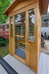 Lakefront Cottage on Moon Lake