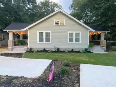 Greer Twin Cottage A - Walk to City Park and Downtown Greer