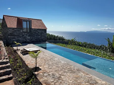 Casas Do Laranjo- Cottages & Infinity Pool