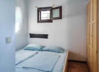 Skidia Apartment 1 with 50m² (4 beds + 2 extra beds possible) Hotels near Thasos