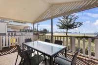 Kendalls Beach Holiday Park