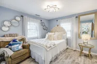 Charming Ranch on the Cape