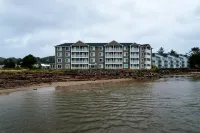 Siletz Bay Beachfront Hotel by OYO Lincoln City Hotels in Lincoln City