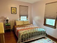 Katie's House- A Columbus Clintonville VRBO House 콜럼버스 호텔