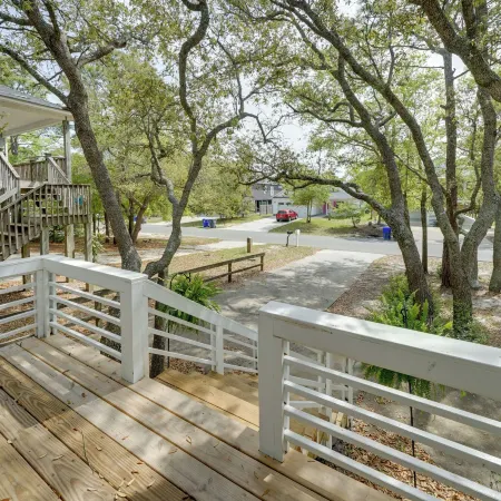 Oak Island Vacation Rental < 1 Mi to Beach!