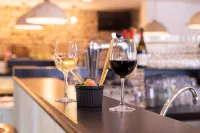 米洛南部原生酒店 - 酒吧