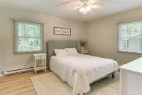 Patio, 2 Living Rooms, 5 Mi to Beaver Stadium - Wi-Fi