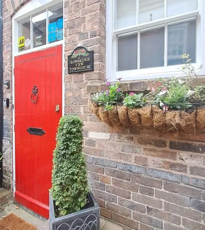 Ironbridge View Townhouse - Award Winning Holiday Home Отели в г. Айронбридж