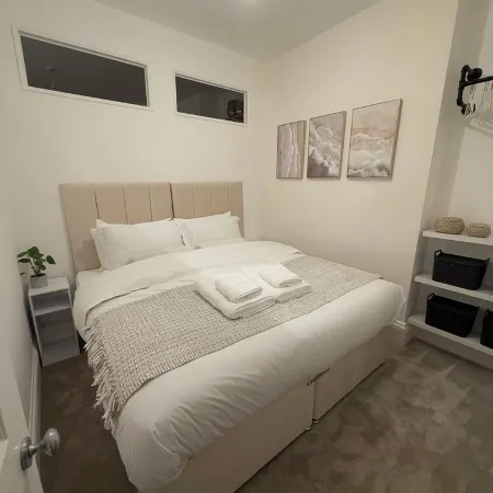Beautiful 1-bedroom apartment. Perfect for couples, families, or friends.