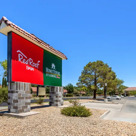 Red Roof Inn & Suites Ridgecrest