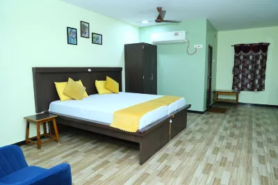Sri Sapthagiri Lodge Hotels near Mallavaram Dam- Gundlakamma River