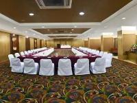Hotel Aurora Towers Hotels near Parvati Temple