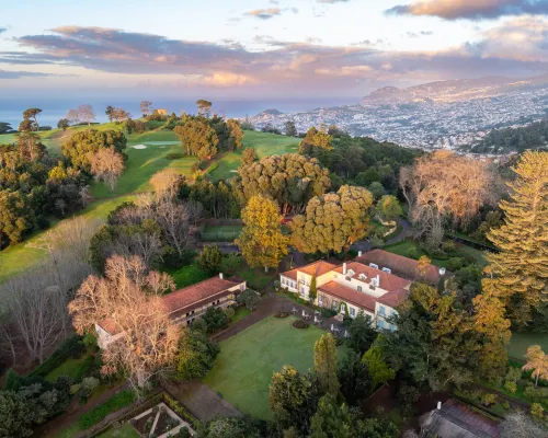 Casa Velha do Palheiro Relais & Chateaux Hotels near Se