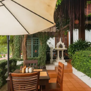 Villa Khili Namkhan Hotels near Wat Si Boun Heuang