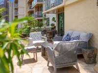 Luana Waikiki Hotel & Suites - Gym