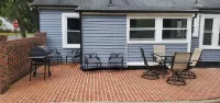Dazzling Downtown Duplex(entire duplex) close to Elon University