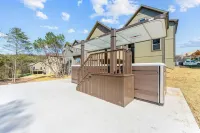 Huge Private Heated Swim Spa • Game Room • 7Br/7Baentire Home  Work Space,