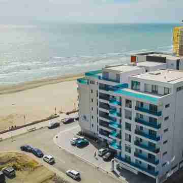 Wave 3 Promenada Apartments Hotel Exterior