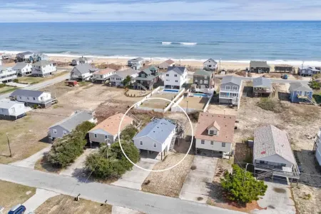 Kitty hawk home beach view - 3 Minute walk to the beach