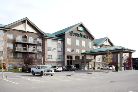 Sandman Hotel & Suites Calgary West