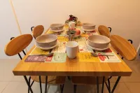 218 Tropicana Seaview 1Bedroom 2Carparks 3-6pax