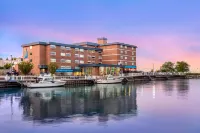 The Harborview on Lake Michigan, Ascend Hotel Collection Possibility Playground 주변 호텔