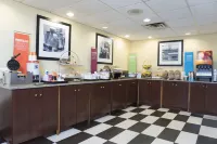 Hampton Inn Cincinnati-Airport South - breakfast