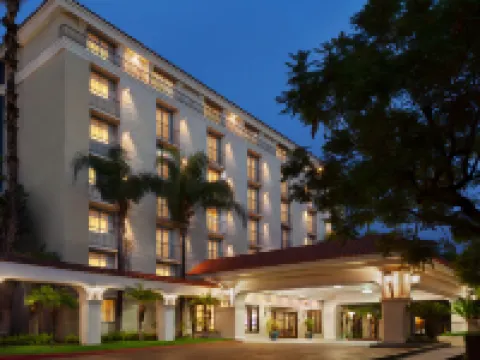 阿卡迪亞帕薩迪納區希爾頓安泊套房酒店 亞凱迪亞酒店