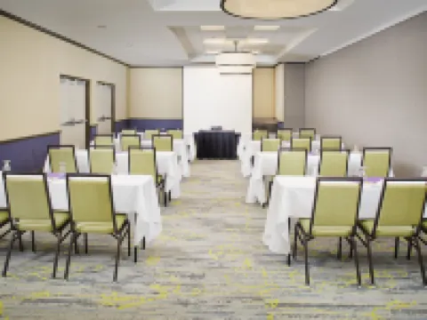 Hilton Garden Inn Hartford North/Bradley Int'l Airport Hotels in Windsor