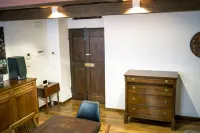 Elegant apartment in historic center