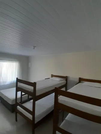 Casa Nova e Segura em Itapoá, Aceita Animais de Estimação Отели в г. Итапоа