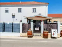 伯努姆客房 酒店