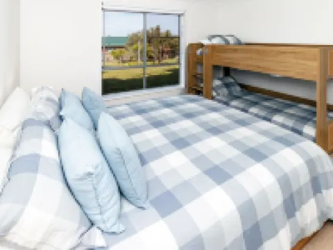 Blue Bird coastal retreat Hoteles en Orbost