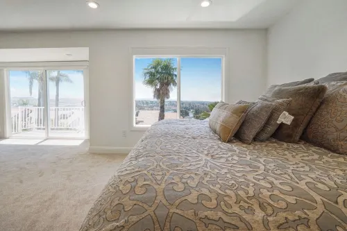 Lake View 5BR Mission Viejo Retreat Near Laguna Beach & Disneyland